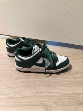 Nike Dunks